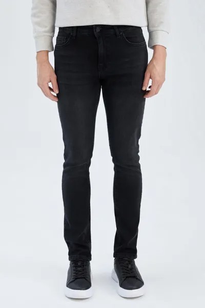 Pedro Slim Fit Джинсовые брюки узкого кроя с нормальной талией и узкими штанинами DeFacto, черный