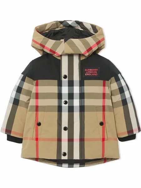 Burberry Kids пуховик в клетку