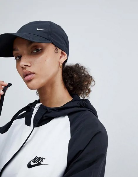 Черная кепка с галочкой Nike Heritage-Многоцветный