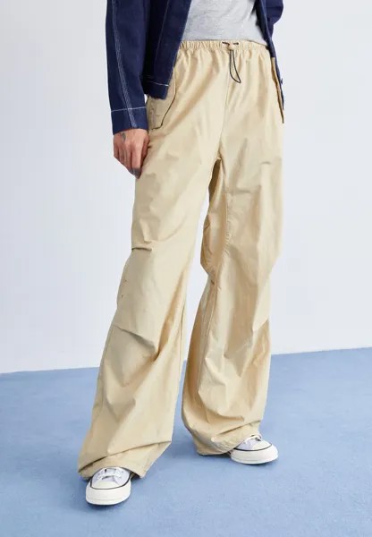 Брюки PARACHUTE PANT Converse, цвет nutty granola