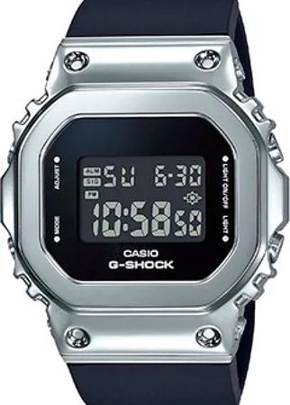 Японские наручные  женские часы Casio GM-S5600-1ER. Коллекция G-Shock