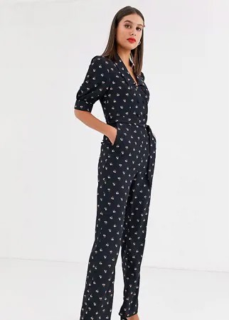 Комбинезон на пуговицах с завязкой на талии и цветочным принтом Fashion Union Tall-Черный