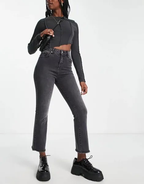 Черные укороченные джинсы-клеш Miss Selfridge