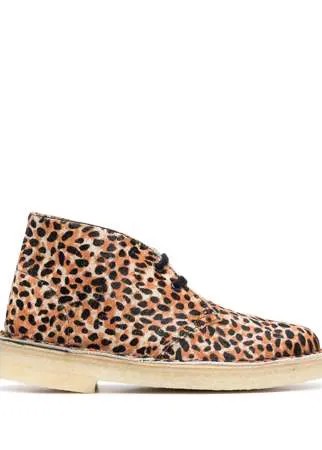 Clarks Originals ботинки дезерты с леопардовым принтом