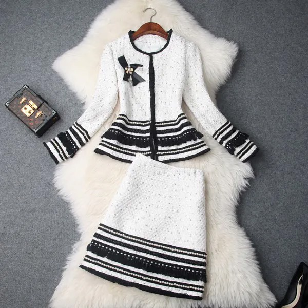 Женский комплект из двух предметов, яркий пиджак с бантом и бисером и плотная твидовая короткая юбка с бахромой, Осень-зима