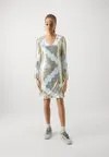 Коктейльное платье / Вечернее платье YASSSTATE DRESS Yas, белый