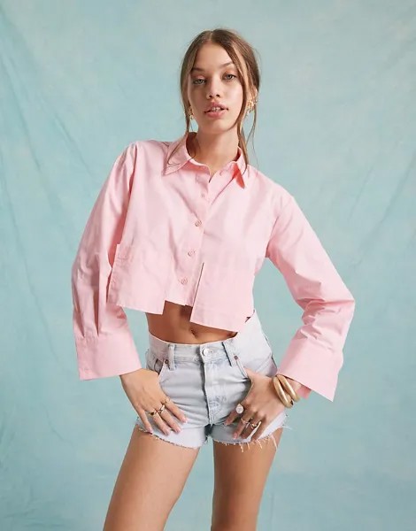 Miss Selfridge – Укороченная рубашка из поплина розового цвета с глубоким карманом, комбинированная деталь