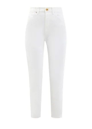 Белые джинсы-slim с фирменной нашивкой на поясе