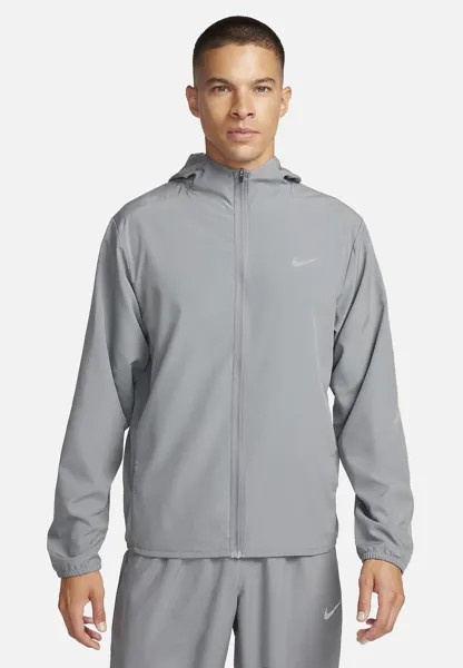 Спортивная куртка FORM Nike, дымчато-серый светоотражающий серебристый