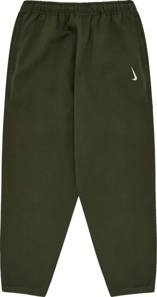 Брюки Nike x Billie Eilish Fleece Pants 'Sequoia/Mushroom', зеленый