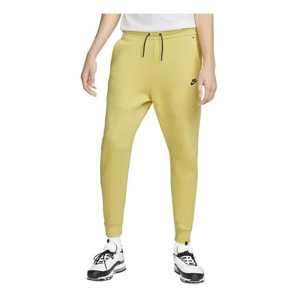 Брюки Nike Sportswear Tech Fleece Joggers 'Saturn Gold', желтый