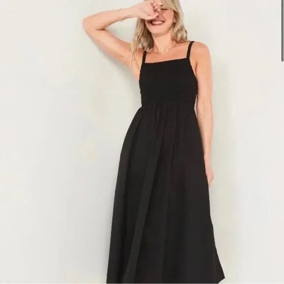 Платье миди на бретельках Old Navy Black с вырезом, размер XXL