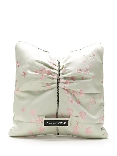 À La Garçonne клатч в виде подушки с цветочным принтом