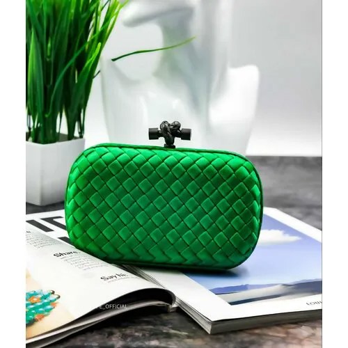 Сумка Bottega Veneta вечерняя, зеленый
