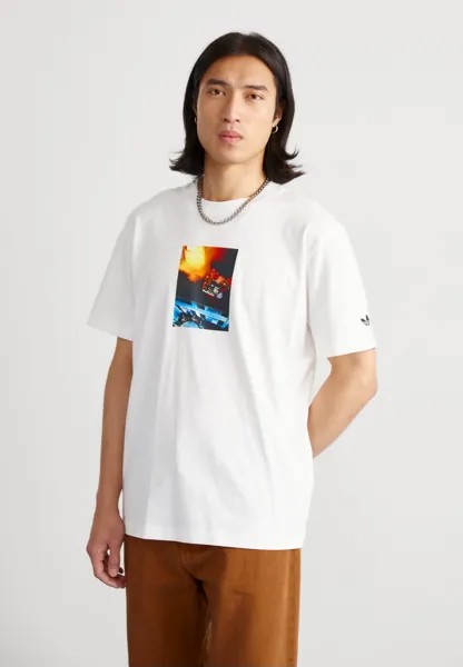 Футболка с принтом PIC TEE adidas Originals, цвет white