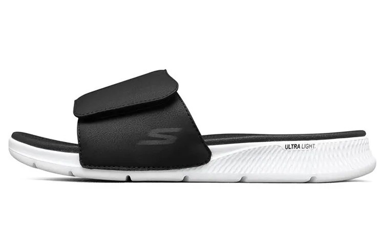 Шлепанцы Go Consistent Sandal мужские черные/белые Skechers