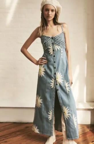 Платье миди Free People Maisie Джинсовое платье с цветочной вышивкой и потертостями и складками XS NWT