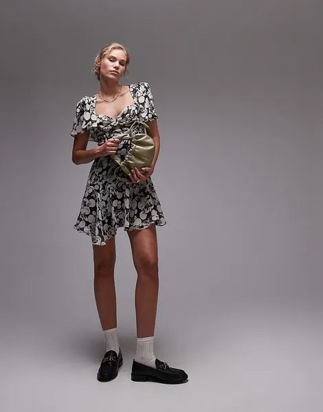 Topshop – Черно-белое мини-платье с цветочным узором и короткой передницей