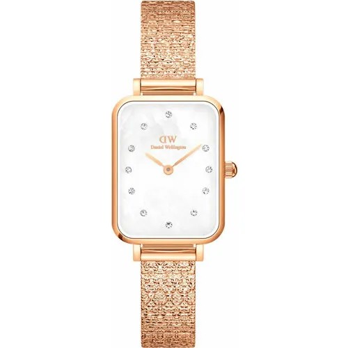 Наручные часы Daniel Wellington, розовый