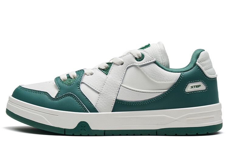 Кроссовки XTEP MAXX1.0 Skateboarding Shoes Women's Low-top Deep Emerald Green/sail White, зеленый