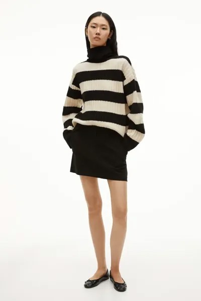Пуловер с эластичным трикотажем и воротником-поло  H&M, черный