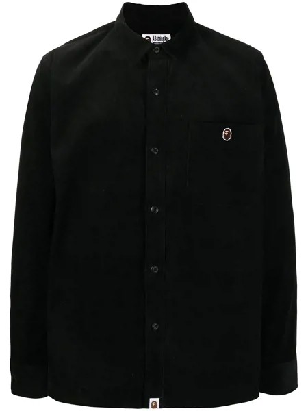 A BATHING APE® рубашка с карманом и нашивкой-логотипом