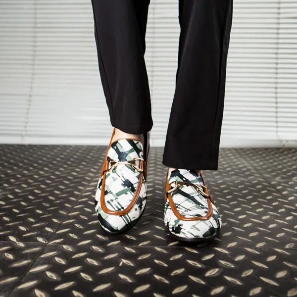MEIJIANA британский стиль Мужские остроносые туфли смешанных цветов золотые классические туфли бархатные Лоферы тапочки для вечерние ринки Св...