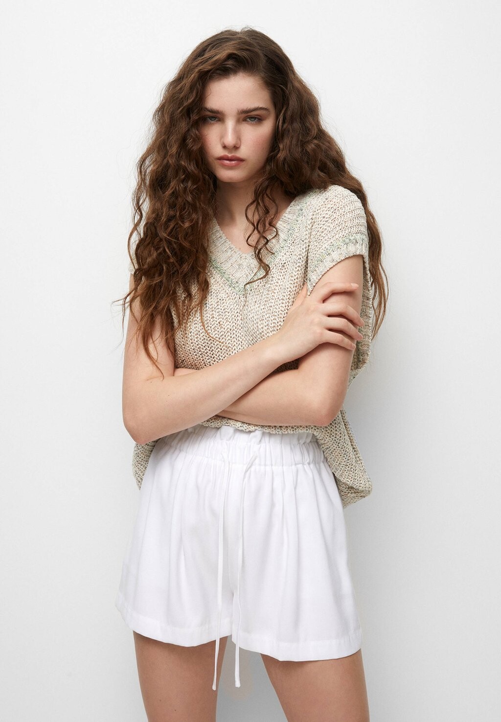 Шорты PULL&BEAR, белый