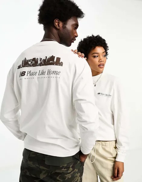 Оверсайз-футболка унисекс с длинными рукавами в бело-коричневых тонах New Balance NB Place Like Homeна ASOS