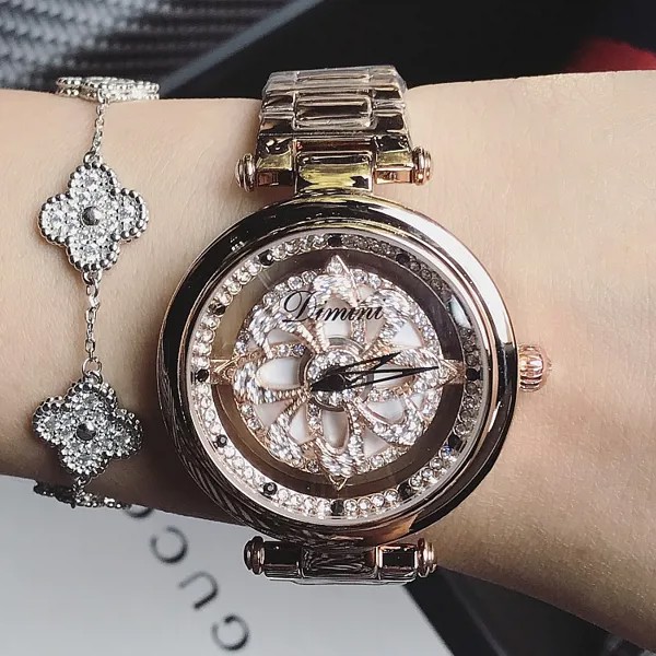 Часы наручные женские с блестящим вращением, с большим камнем-бриллиантом