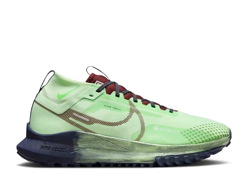 Кроссовки Nike React Pegasus Trail 4 Gore-Tex 'Vapor Green Dark Team Red', зеленый