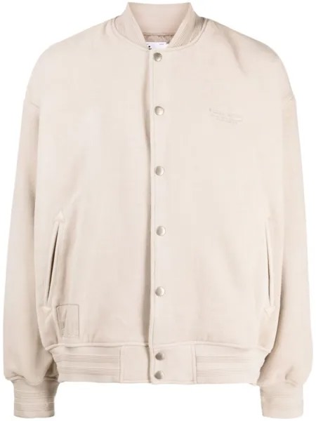 Izzue text-embroidered press-stud bomber jacket, коричневый