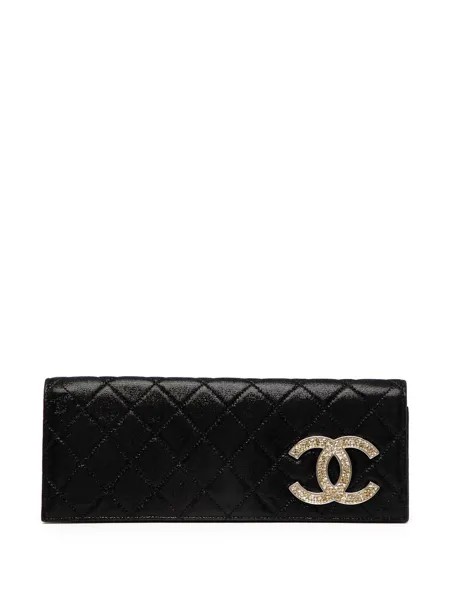 Chanel Pre-Owned стеганый клатч с логотипом CC