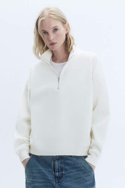 Свитшот half-zip с воротником-стойкой