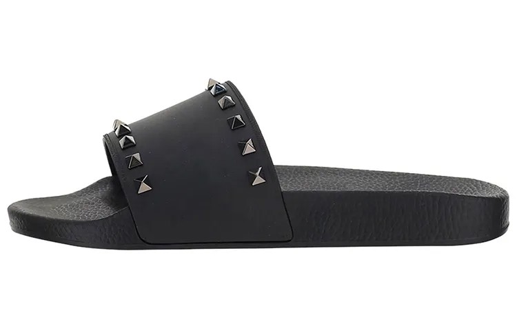 Слипоны Valentino Garavani Rockstud