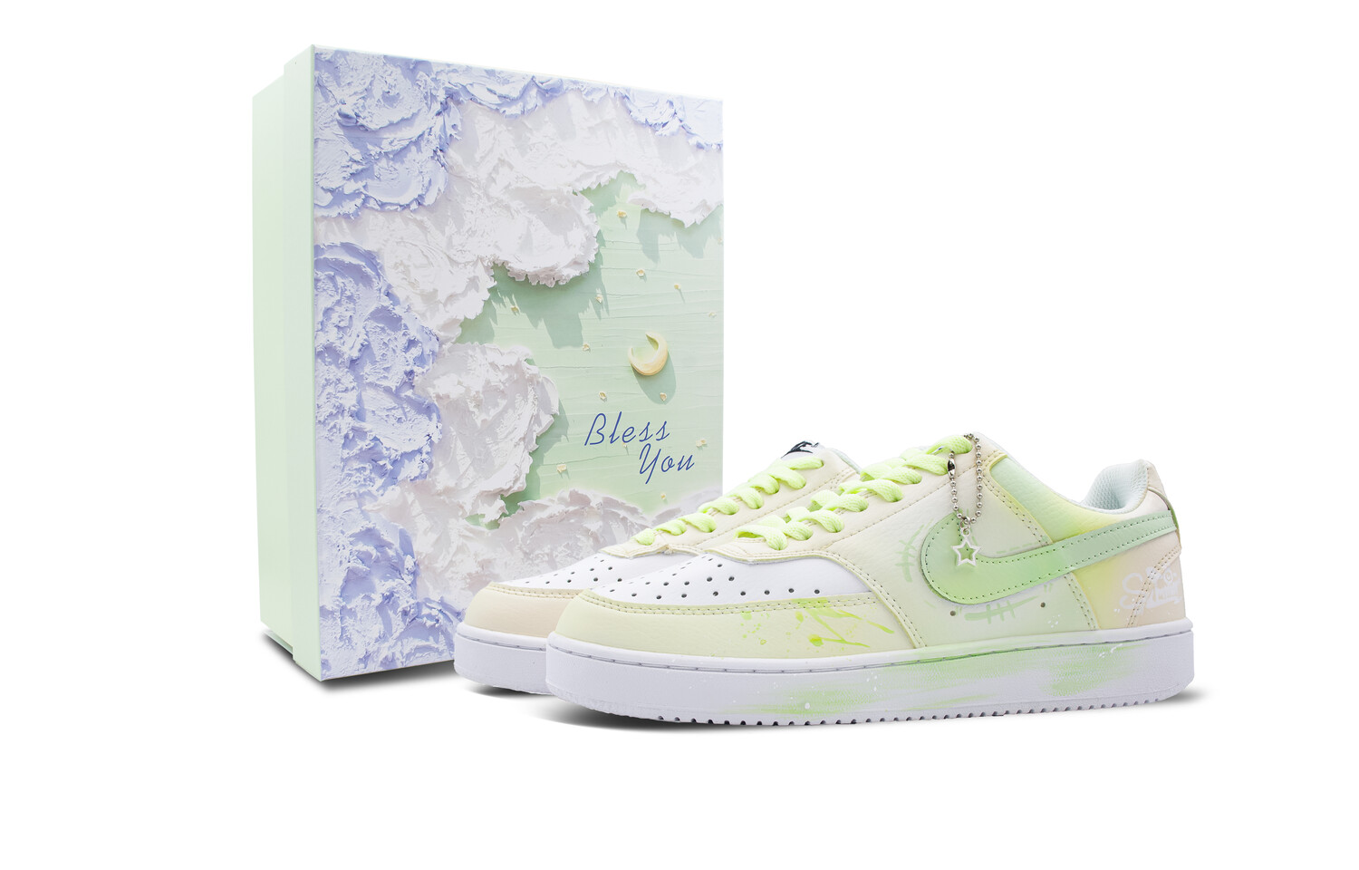 Кроссовки Nike Court Vision Skateboarding Shoes Women's Low-top White/Green, светло-зеленый