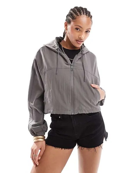 Pull&Bear – Свободная куртка из серого нейлона с капюшоном и укороченным кроем