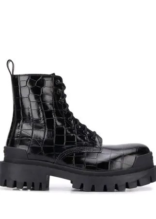 Balenciaga массивные ботинки Strike L20 с тиснением под кожу крокодила