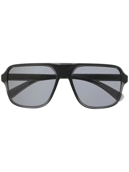 Dolce & Gabbana Eyewear солнцезащитные очки в квадратной оправе с тисненым логотипом