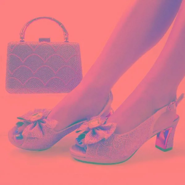 Женские туфли и сумки в итальянском стиле персикового цвета с тюлем и большими бабочками, женские вечерние туфли и сумки с блестящими страз...