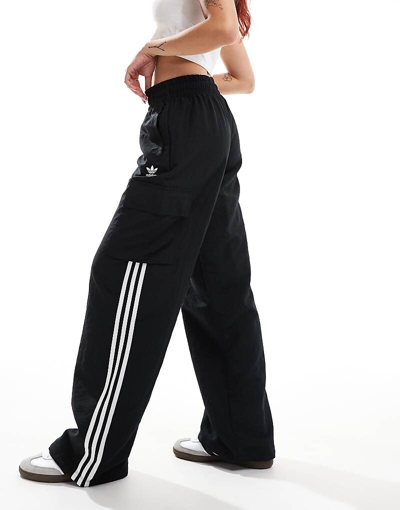 Черные спортивные брюки карго с 3 полосками adidas Originals Adicolor