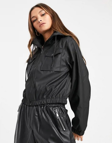 Черная укороченная куртка на молнии из полиуретана QED London-Черный