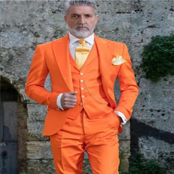 Мужские облегающие костюмы Terno Masculino 2022, оранжевые смокинговые костюмы для жениха с заостренным воротником, искусственная кожа, 3 предмета (пиджак + жилет + брюки)
