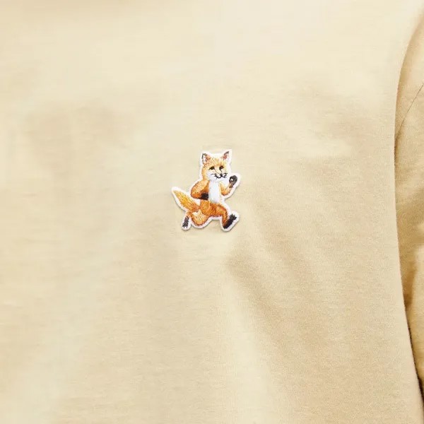 Maison Kitsune Комфортная футболка Speedy Fox с нашивкой из лисы
