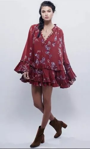 Мини-платье-туника-трапеция с рюшами и клеверным полем Rare Free People, красное S