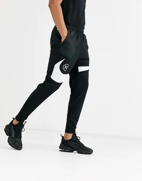Черные джоггеры с логотипом-галочкой Nike - F.C.-Черный