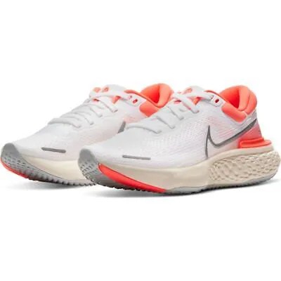 Женские беговые кроссовки Nike ZoomX Invincible Run FlyKnit, белый/манго, 10 B(M) США