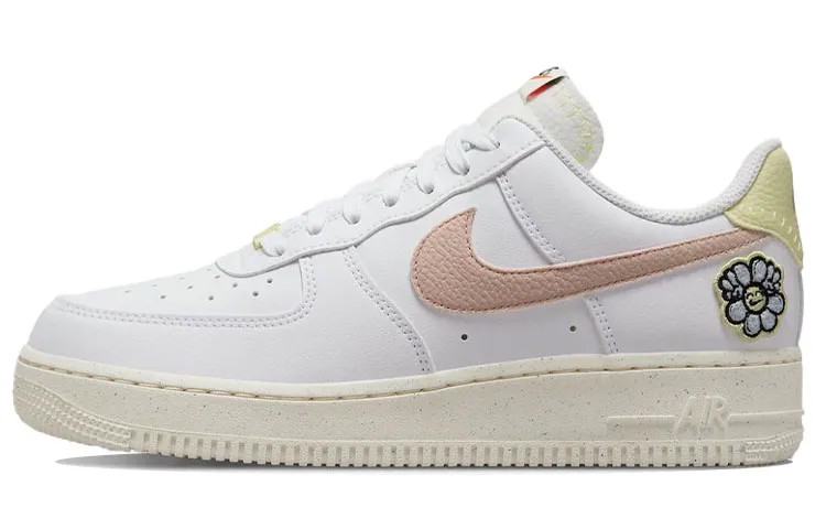 Оксфорды Nike Air Force 1 Low '07 SE Next Nature белые розовые (женские)