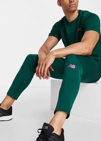 Зеленые трикотажные джоггеры New Balance Running Tenacity – эксклюзивно для ASOS-Зеленый цвет