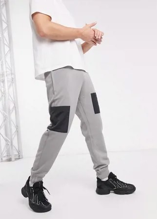 Серые джоггеры adidas Originals RYV-Серый